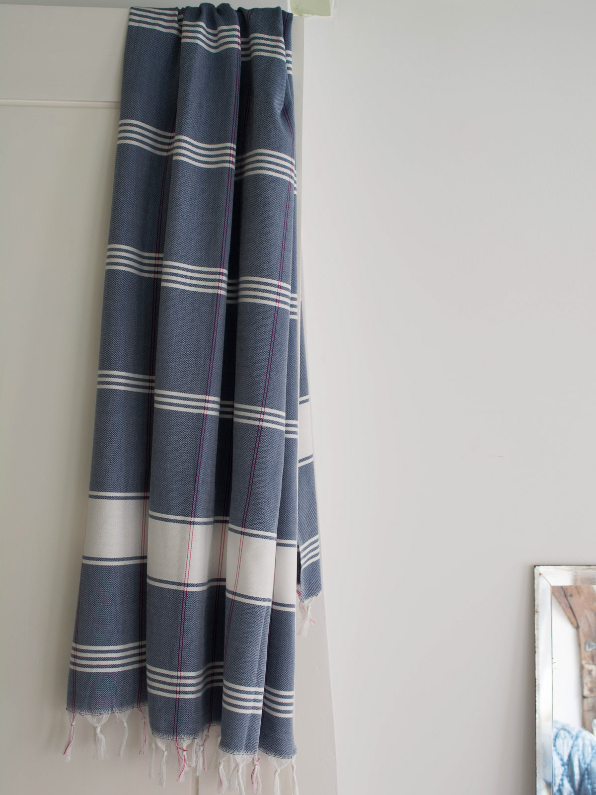 hammam towel checkered navy blue/white